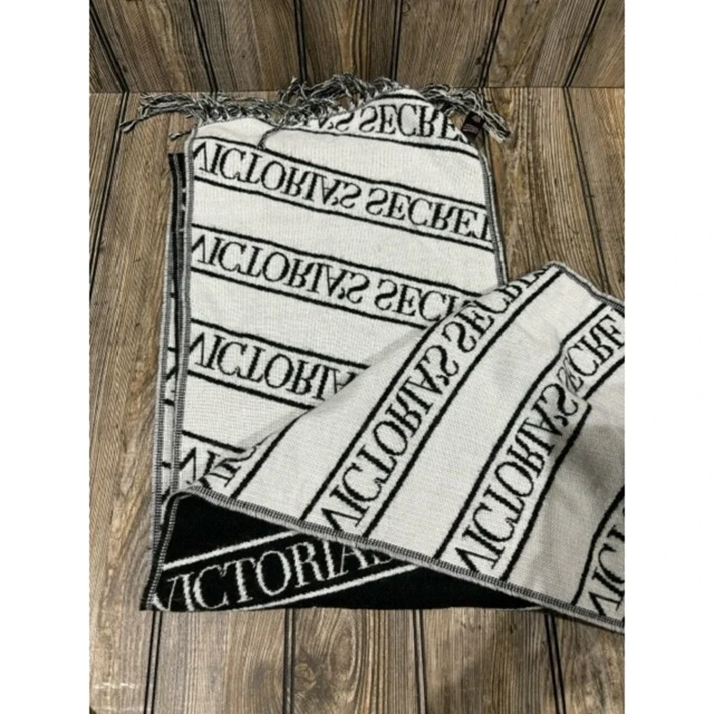 Victoria's Secret Black and White Oversized Winter Scarf